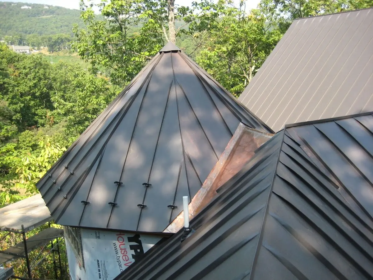 Professional Gutter Cleaning by Craftsman Roofing in Sheridan